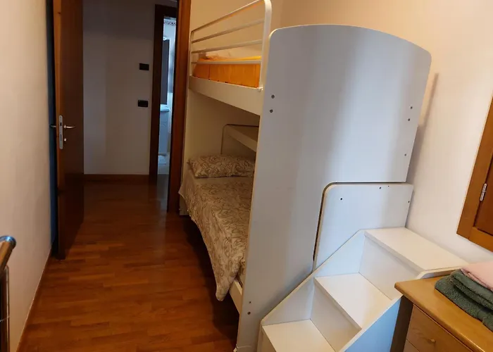 La Casa Di M : D M. Nyaraló *